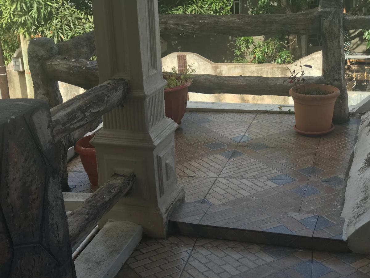 Bed and Breakfast The Rustic Terre Rouge  Exterior foto